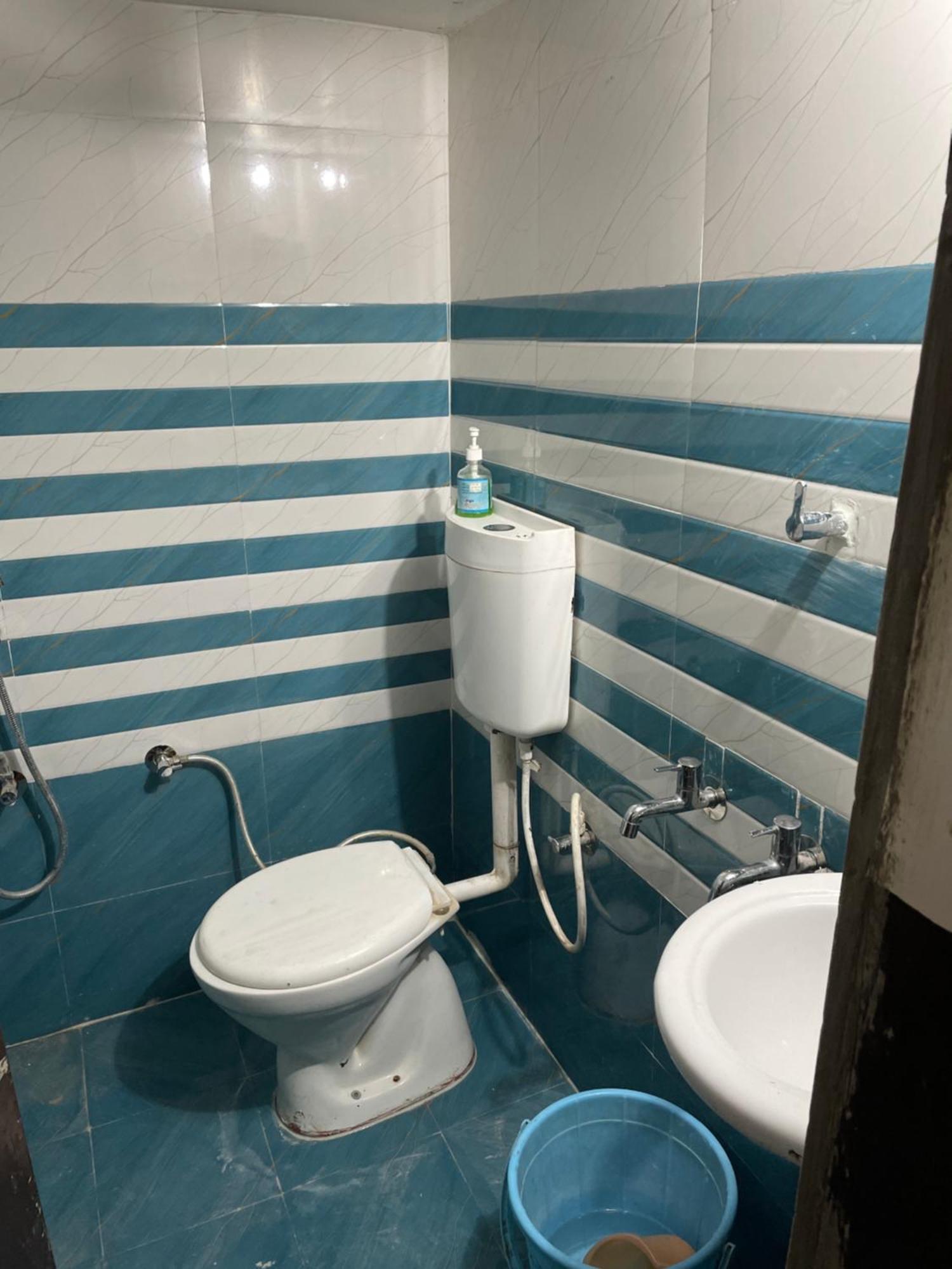 Shree Balaji Homestay Ayodhya Ngoại thất bức ảnh