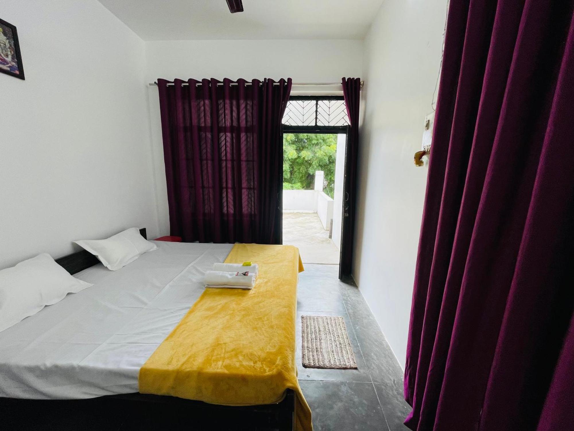 Shree Balaji Homestay Ayodhya Ngoại thất bức ảnh